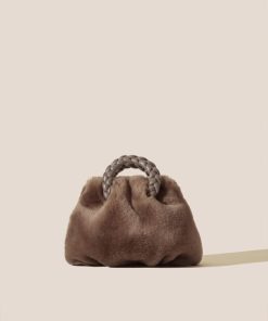 Yarewear.shop25e34acf16 1