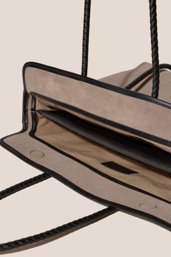 Yarewear.shop277b19f7ed 3