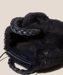 Yarewear.shop689ff39df6 3