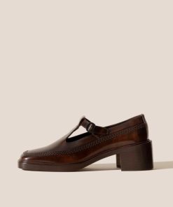 Yarewear.shop68b38edf21 1