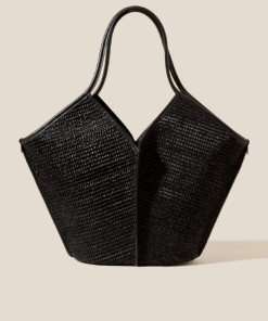 Yarewear.shopb85e329d17 1