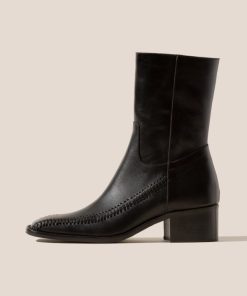 Yarewear.shopc2bc47ebc1 1